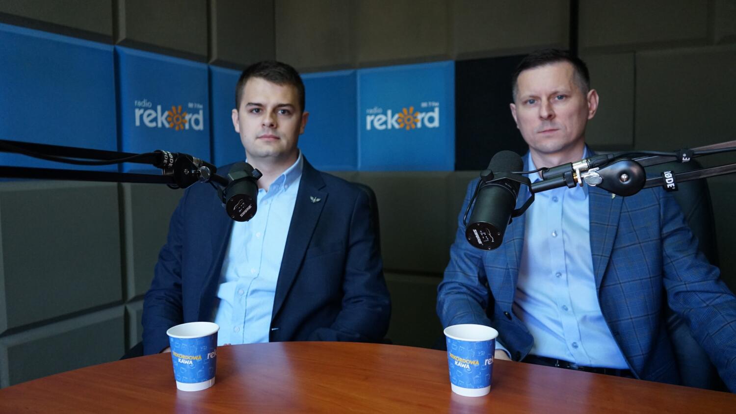Rozmowa Radia Rekord: Marek Tucholski i Jakub Walterski o karetce w Jednorożcu