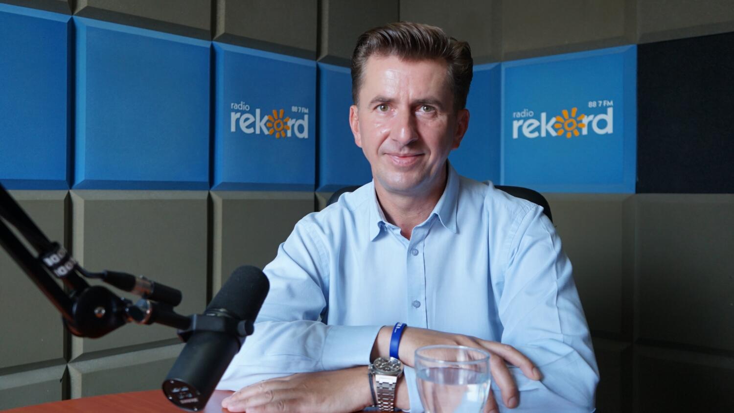 Rafał Romanowski ujawnia raport o długach mławskiego szpitala